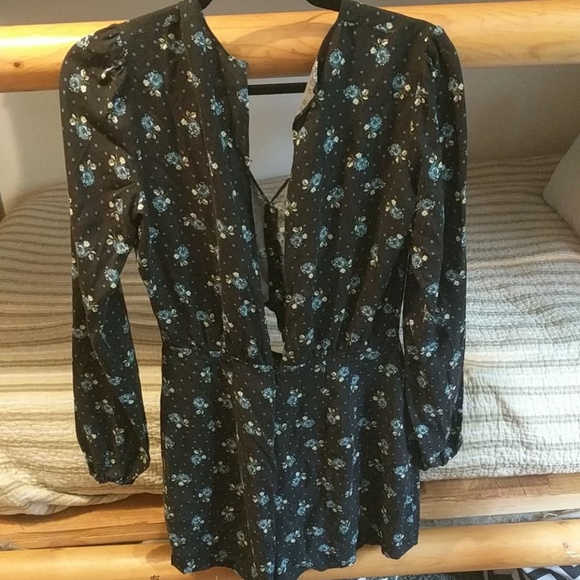 Romper - Picture 4 of 7